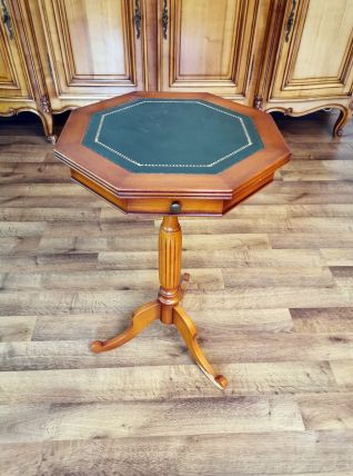 Guéridon octogonal en bois d'if
