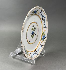 Assiette faience Nevers XVIIIème siècle