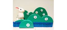 Etagère buisson vert, veilleuse lapin, vert et bleu
