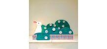 Etagère buisson vert, veilleuse lapin, vert et rose