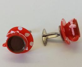 Boutons de manchette tasses de café rouges