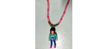Collier Playmobil, "pour maman", perles roses