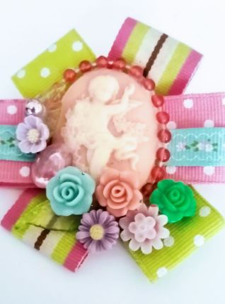 Broche camée sur rosace, broche victorienne