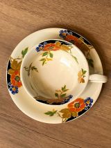 Set de 6 tasses et sous tasses en faïence
