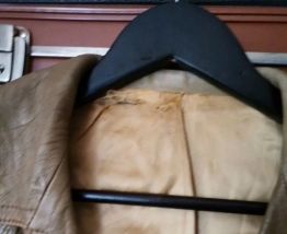 Veste cuir vert kaki très claire 