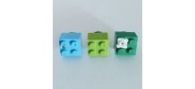 Pin's Lego, lot de 3 en vert et bleu, cravate, veste