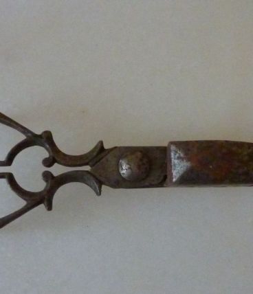 Éteignoir, mouchette ciseau à bougie époque 18è