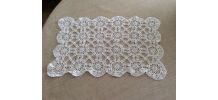 Napperon au crochet blanc