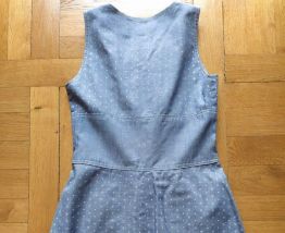 Jolie robe d'été vintage 70  Largeur taille 35 cm