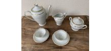 Beau service à thé en porcelaine de Sologne Larchevêque