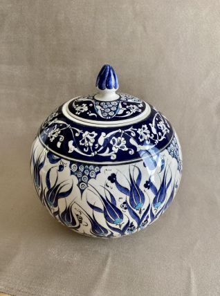 Grand pot  couvert Turque à décor de tulipes