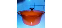 Cocotte vintage orange en fonte émaillée, Le Creuset