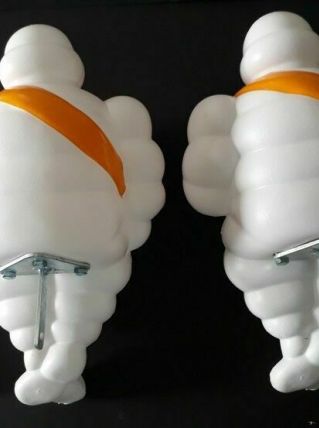 2 bibendum michelin 21 CM avec attaches