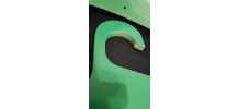 cintres vert en bois épais vintage