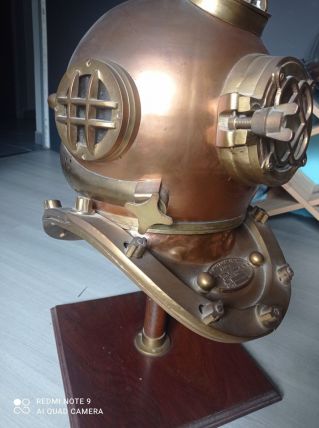 CASQUE DE SCAPHANDRIER