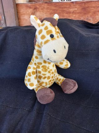Adorable peluche/doudou girafe "Petits Princes"