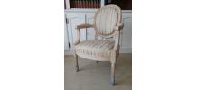Fauteuil Médaillon Louis XVI à rénover