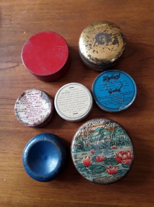 Lot 7 boîtes de médicaments anciennes