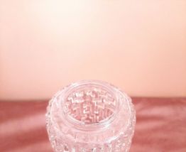 Abat jour en verre, année 60 70, verre pressé, en relief