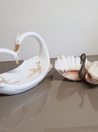  Corbeille signe décorative en porcelaine  ( ref K2a )