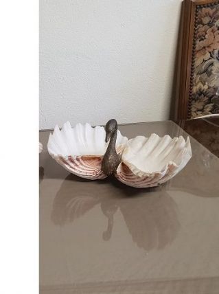 Cendrier vintage en coquillage motif signe (ref K2b)