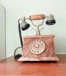 Téléphone vintage en marbre et cuivre ( ref K7)