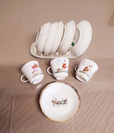 Service à thé 3 tasses avec 6 sous tasses ( ref K 17 )