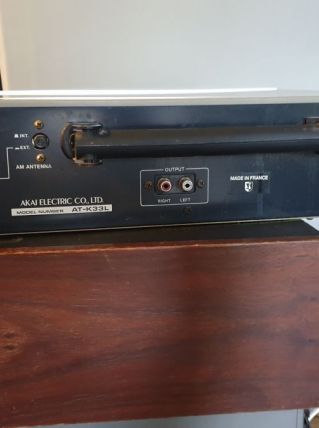 Lecteur tuner AKAI AT-K33L année  1981-82