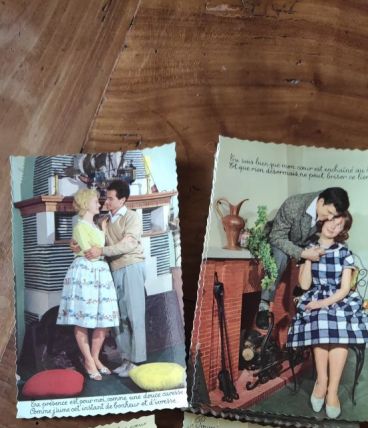 20 cartes postales couple vintage années 60
