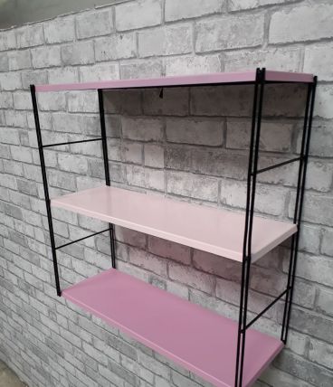 Etagere string  rose montants noir. 47x49x16 tres belle 1960