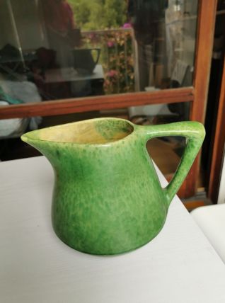 Cruche vert vintage, hauteur 17, 5 cm.