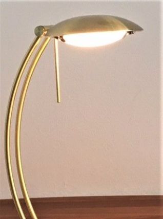 Lampe bureau  laiton doré style Bauhaus , 1970