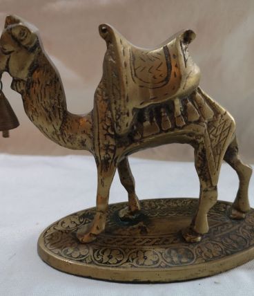 STATUETTE CHAMEAU EN BRONZE  socle en Laiton 