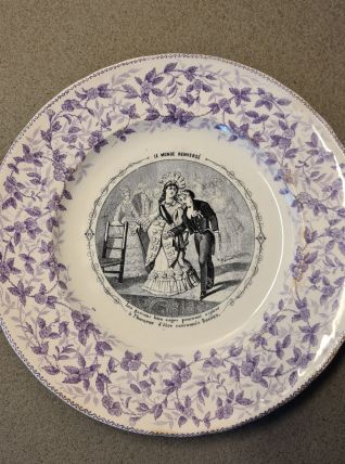 assiette parlante Vieillard "le monde renversé" les garçons.