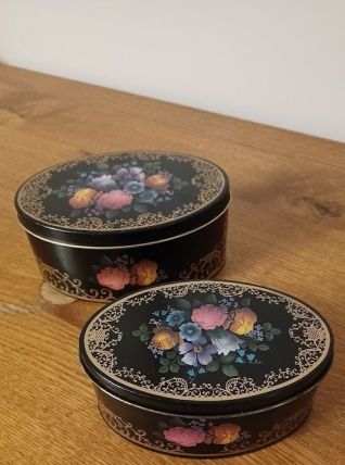 2 boîtes anciennes en fer blanc avec motif fleurit