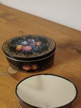 2 boîtes anciennes en fer blanc avec motif fleurit