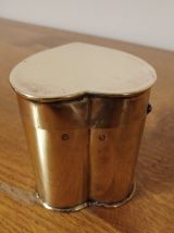 Boîtes ancienne en laiton en forme de coeur