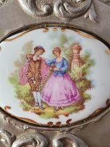 petite boite à bijoux métal argenté et médaillon céramique 