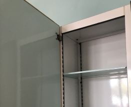 Cuisine en Formica beige 