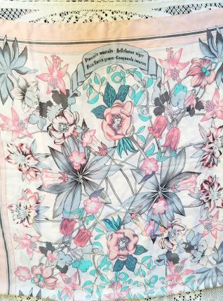 Foulard soie et viscose rose floral 