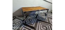 Ancienne Table basse année 70 avec pied chrome en bon état