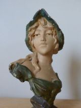 Buste de jeune femme Art Nouveau 1900