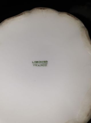 Cafetière en porcelaine de Limoges 