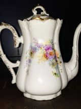 Cafetière en porcelaine de Limoges 
