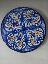 Assiettes peintes à la main