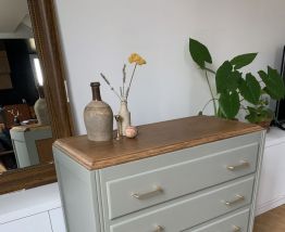 Commode vintage
