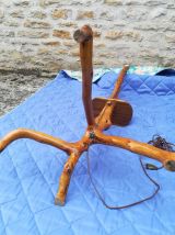 Lampadaire en bois d'olivier 