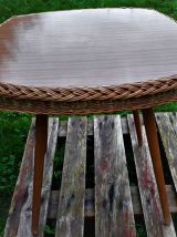 table basse en osire rotin et formica