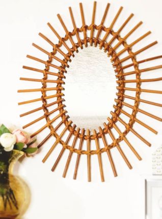 Miroir soleil oval en rotin années 60