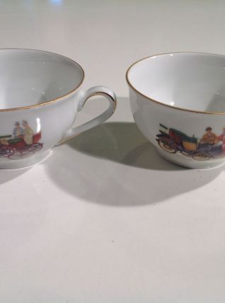 Deux belles tasses à thé oû chocolat 